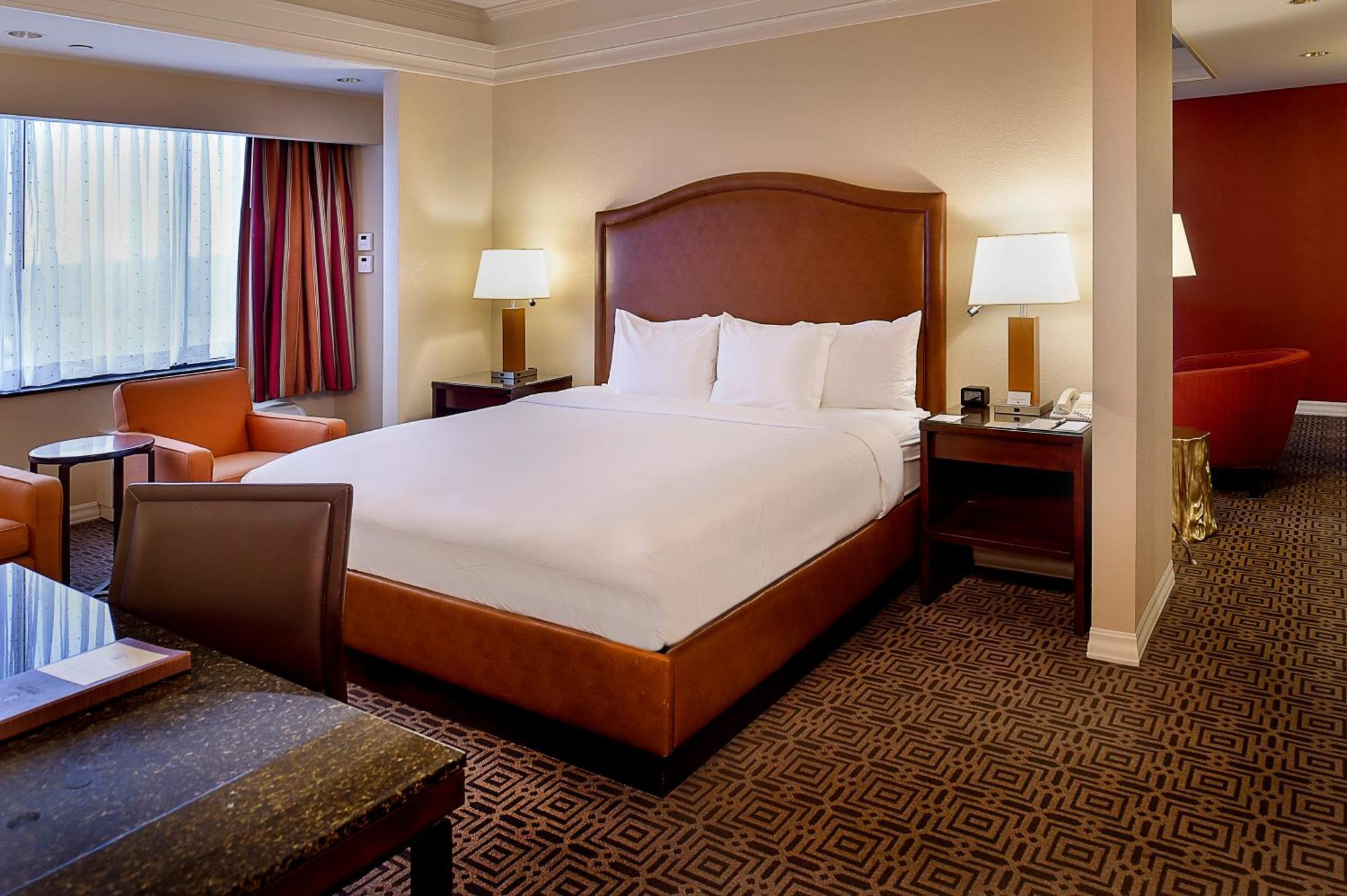 Doubletree By Hilton Hotel St. Louis - Честерфилд Экстерьер фото